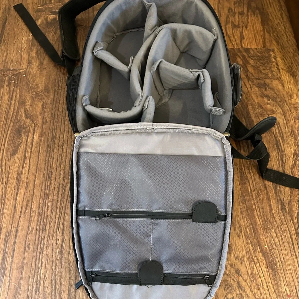 Black and Cream padded camera Bag